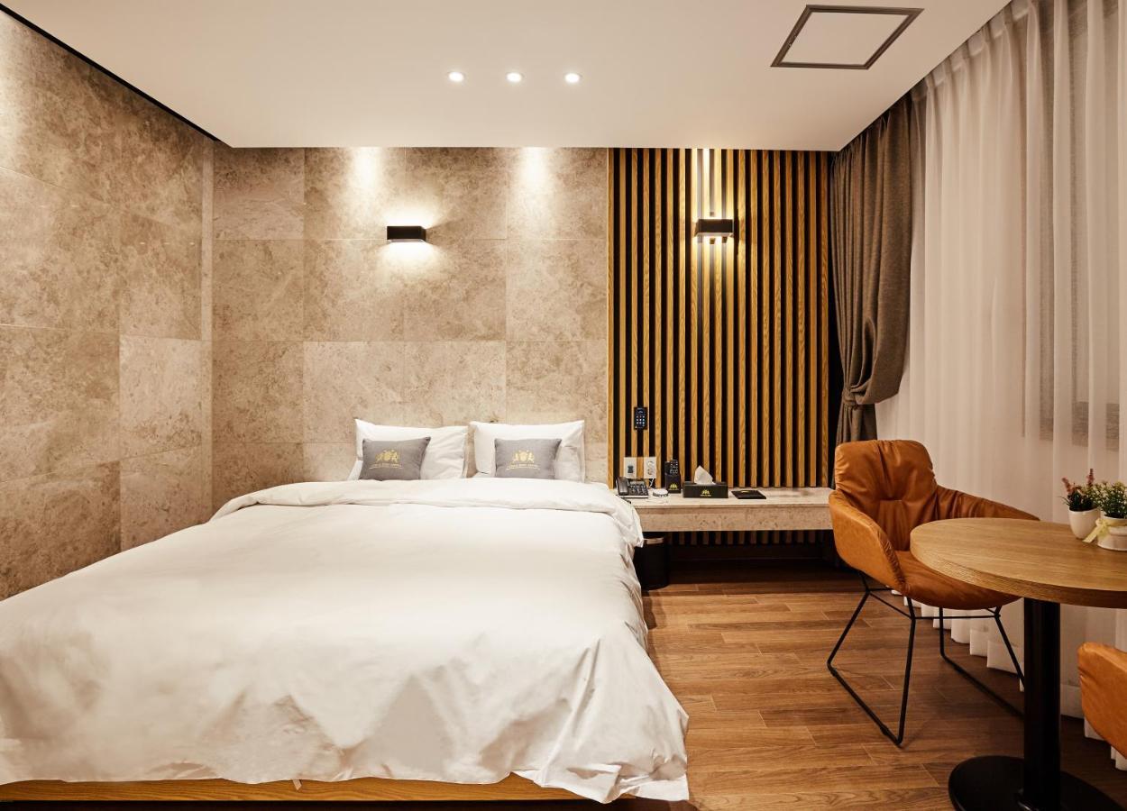Noble Stay Hotel Gwangju Metropolitan City Dış mekan fotoğraf